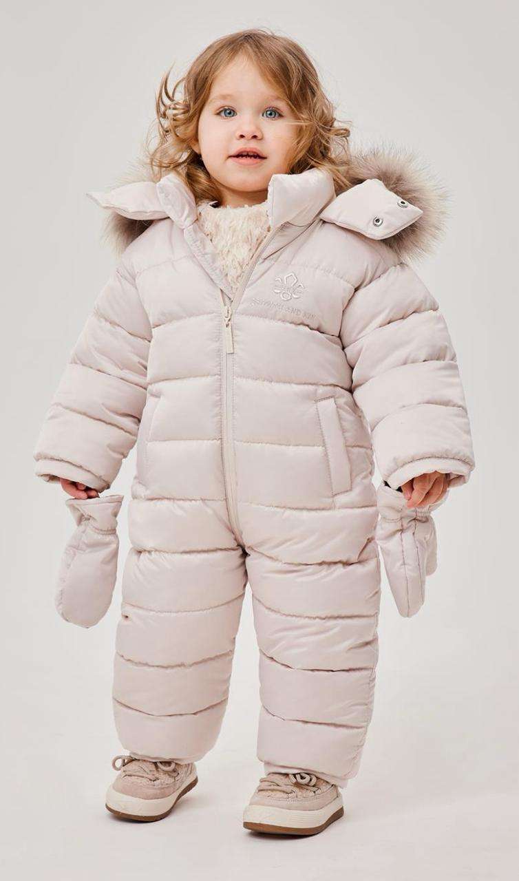 Верхняя одежда, комбинезоны  