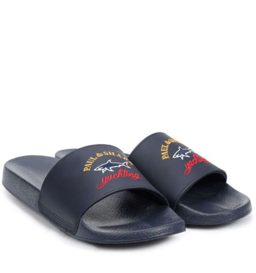 Сандалии и шлёпанцы  