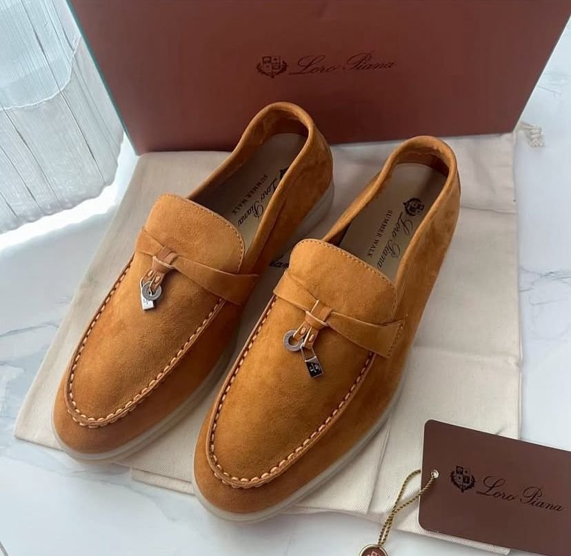 Обувь/Аяқ киім / 