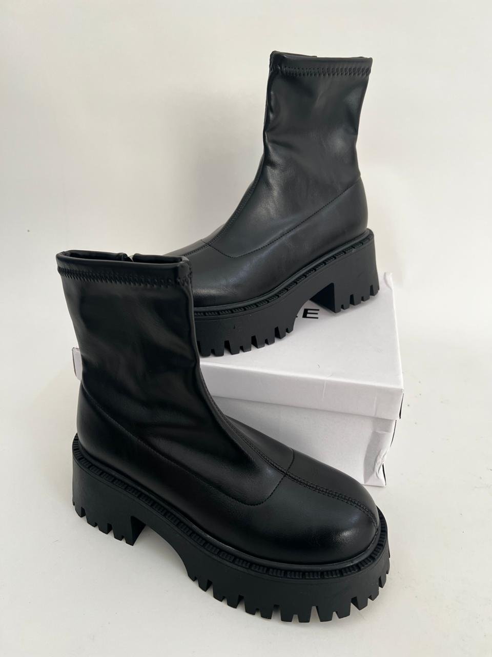 Обувь/Аяқ киім / 